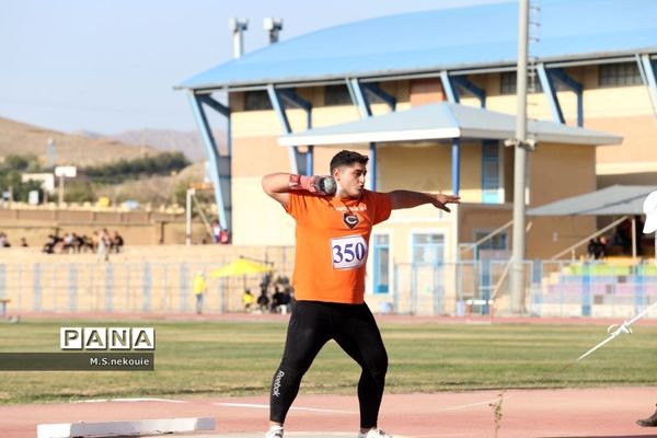 مسابقات دو و میدانی دانش‌آموزی در مرحله کشوری