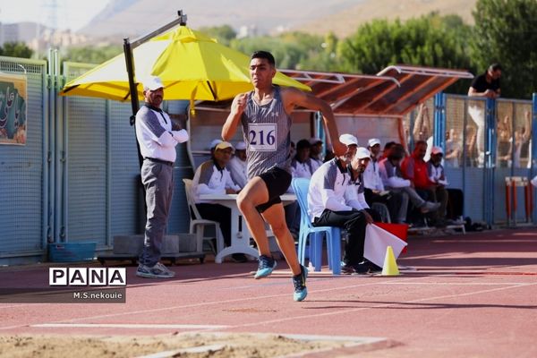 مسابقات دو و میدانی دانش‌آموزی در مرحله کشوری