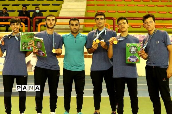 مراسم اختتامیه و اهدای مدال برگزیدگان دو و میدانی کشور