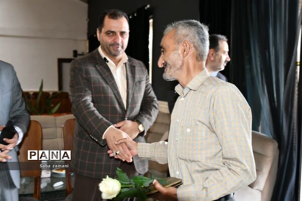 همایش تجلیل از آزادگان در محمودآباد