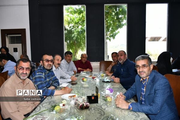 همایش تجلیل از آزادگان در محمودآباد