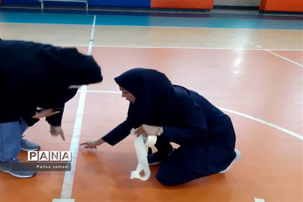 آزمون عملی دانش‌آموزان داوطلب رشته تربیت‌بدنی هنرستان معصومیه منطقه ۱۳