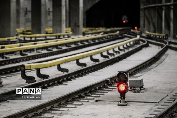 آیین بهره‌برداری از بزرگترین پایانه زیرزمینی قطارهای شهری در کشور