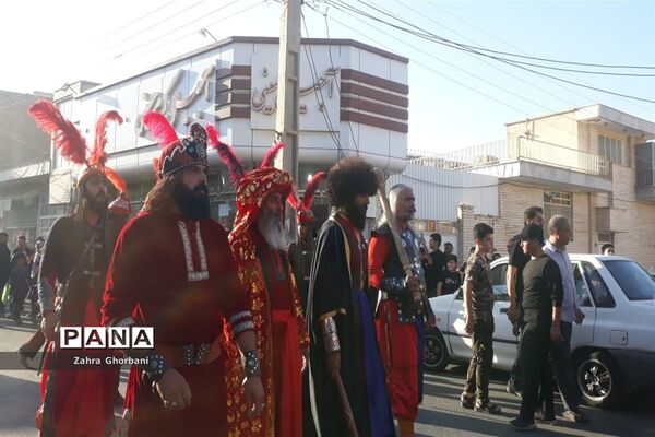 کاروان نمادین «اسرای کربلا» در قم-3