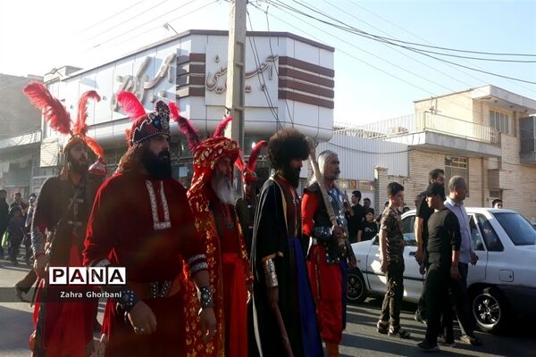 کاروان نمادین «اسرای کربلا» در قم-3