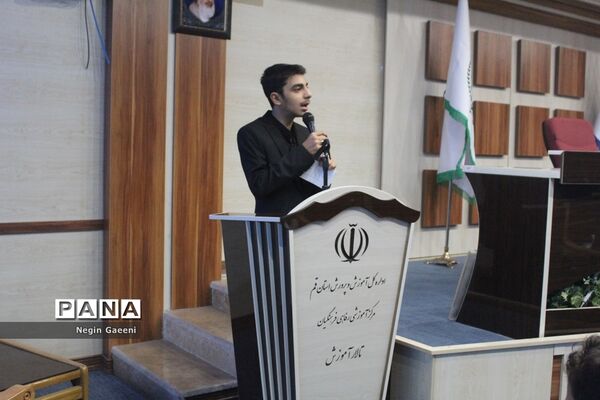 کارگاه آموزش خبرنگاری پانا ویژه دختران دانش‌آموز در قم