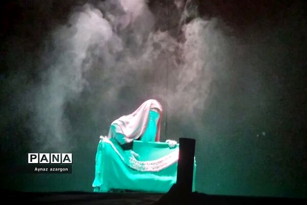 روضه نمایش «یک روز و هزار سال»