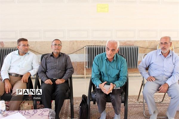 جلسه هماهنگی کمیته‌های اردوی ملی قطبی دانش‌آموزان پیشتاز قطب 5 آذربایجان غربی