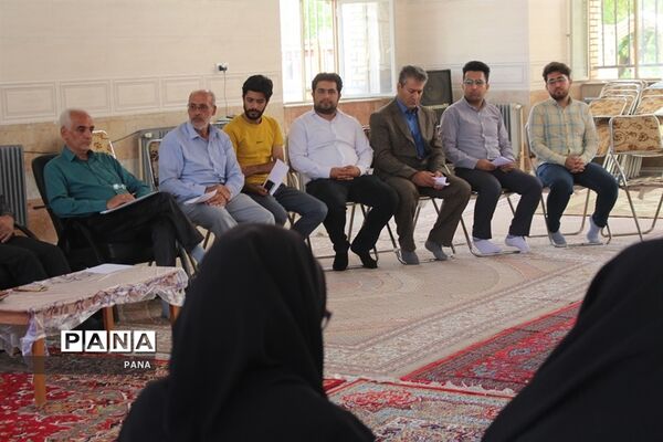جلسه هماهنگی کمیته‌های اردوی ملی قطبی دانش‌آموزان پیشتاز قطب 5 آذربایجان غربی