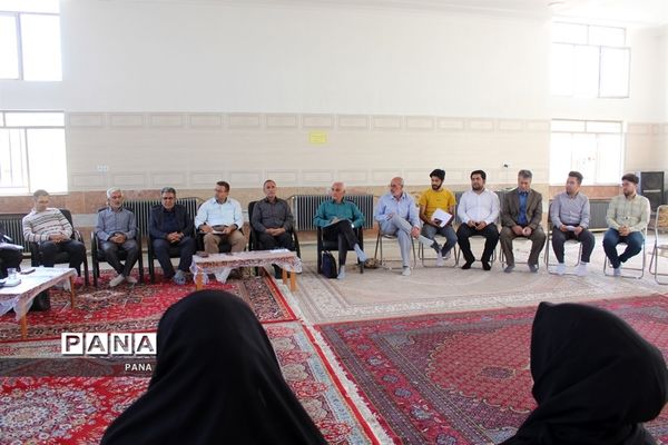 جلسه هماهنگی کمیته‌های اردوی ملی قطبی دانش‌آموزان پیشتاز قطب 5 آذربایجان غربی