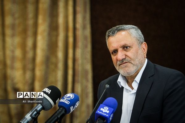 نشست خبری معاون اجرایی رئیس‌جمهور و سرپرست نهاد ریاست‌جمهوری