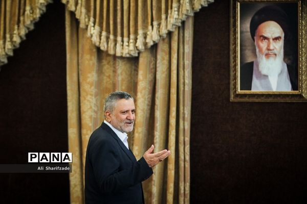 نشست خبری معاون اجرایی رئیس‌جمهور و سرپرست نهاد ریاست‌جمهوری