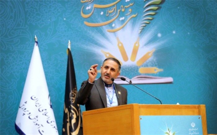 حضور مقامات عالی کشور، در تاریخ اجلاس آموزش و پرورش بی‌نظیر بود
