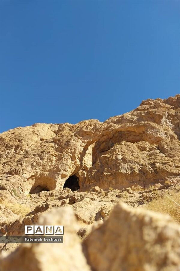 غار فارس اولین پل سنگی جهان