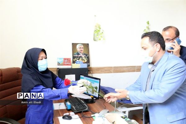 تجلیل از پزشکان توسط فرماندار شهرستان میاندورود