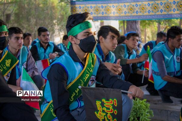 پذیرش دانش‌آموزان دراردوی قطبی اعضای سازمان دانش‌آموزی - قطب اصفهان -۲