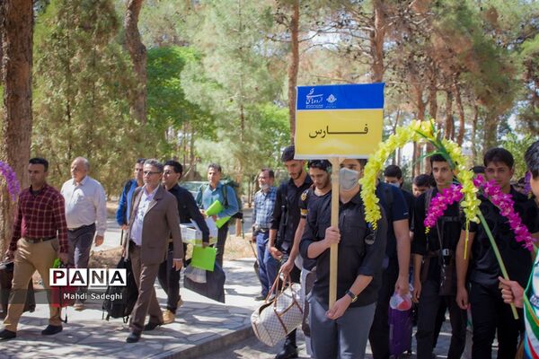 پذیرش دانش‌آموزان دراردوی قطبی اعضای سازمان دانش‌آموزی - قطب اصفهان -۲