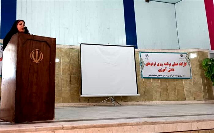 اردو ابزاری مؤثر در پرورش، رشد و شکوفایی استعدادهای دانش‌آموزان است