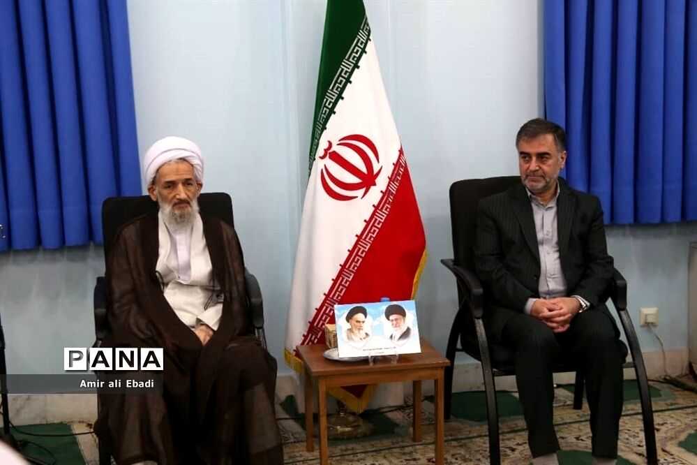 دیدار استاندار مازندران با نماینده ولی فقیه