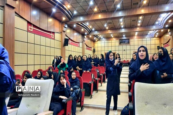 برگزاری اردوی تربیتی مثبت هشتادی‌ها با حضور دانش‌آموزان قرچک
