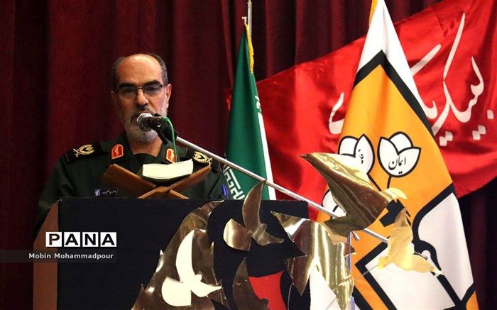 عملیات روانی دشمن، با جهاد تبیین و بصیرت دانش‌آموزان خنثی می‌شود