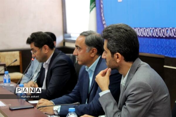 نشست فرماندار گلوگاه با خبرنگاران و اصحاب رسانه