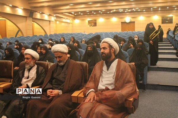 برگزاری همایش دختران مکتبی در قم