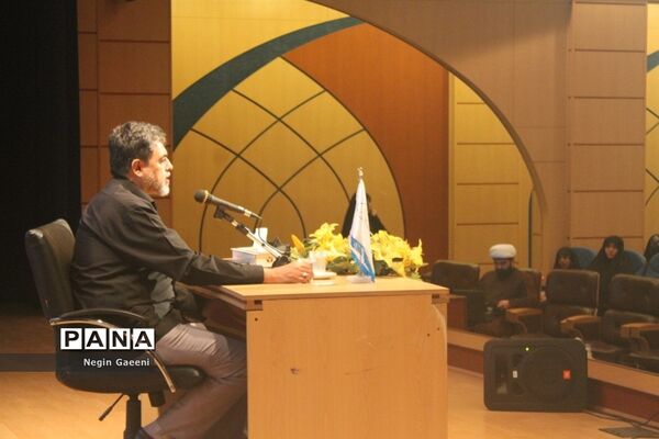 برگزاری همایش دختران مکتبی در قم