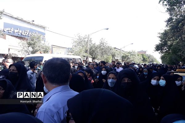 مراسم تشییع پیکر دو شهید جوان امنیت در حرم مطهر شاهچراغ (ع)