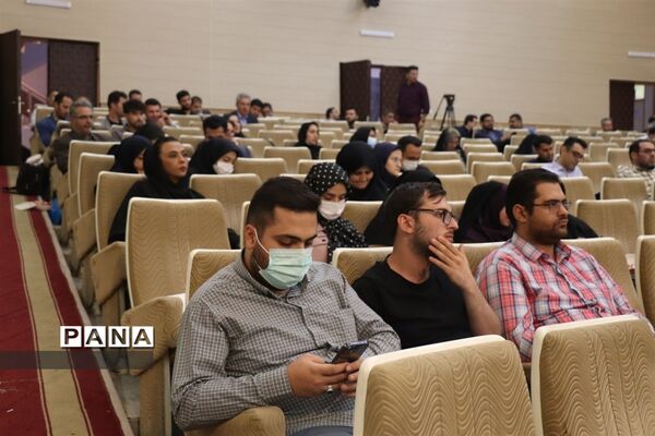 نشست مطبوعاتی مدیرکل جهاد کشاورزی آذربایجان شرقی با اصحاب رسانه