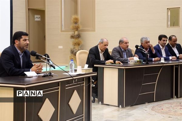 نشست مطبوعاتی مدیرکل جهاد کشاورزی آذربایجان شرقی با اصحاب رسانه