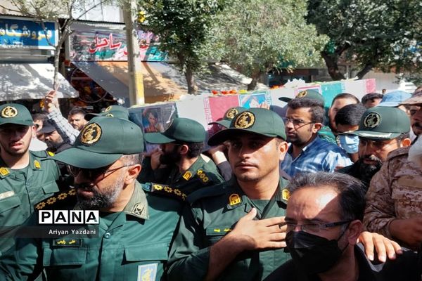 تشییع و تدفین دو شهید جوان امنیت در شیراز