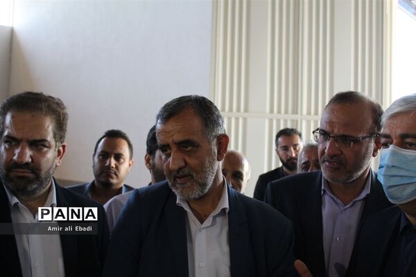 بازدید وزیر ورزش و جوانان از سالن امام رضا(ع) سورک