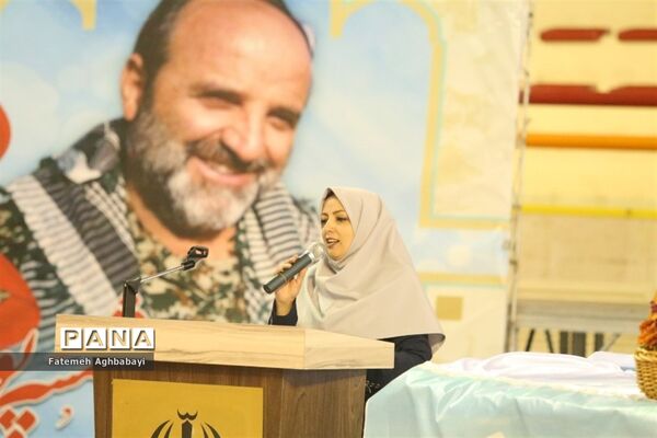 اهدای مدال روز اول و دوم مسابقات دو و میدانی دختران در شهرکرد