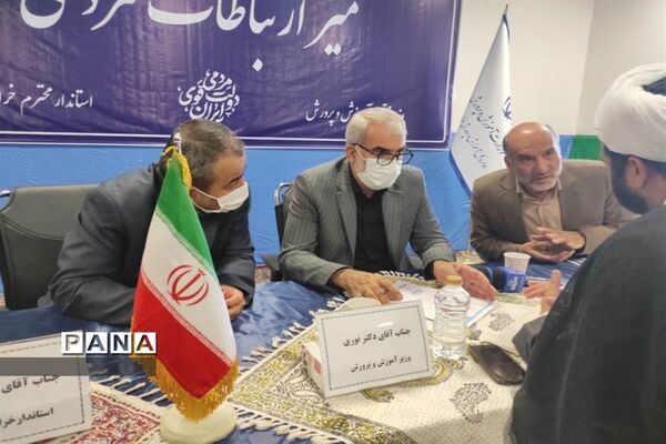 حضور وزیر آموزش و پرورش کشور درمصلای بیرجند و دیدار با مردم