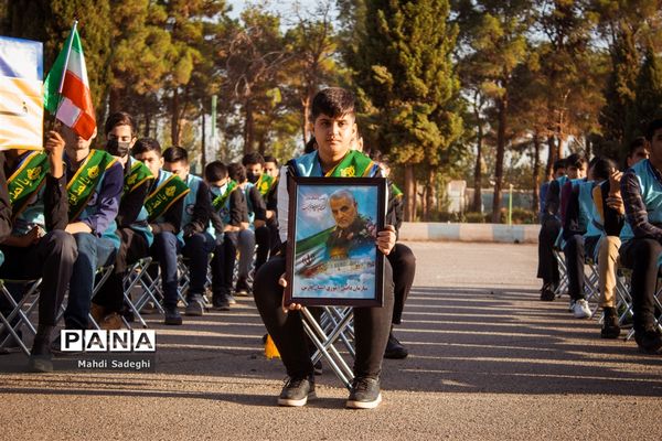 صبحگاه دومین روز اردوی قطبی اعضای سازمان دانش‌آموزی