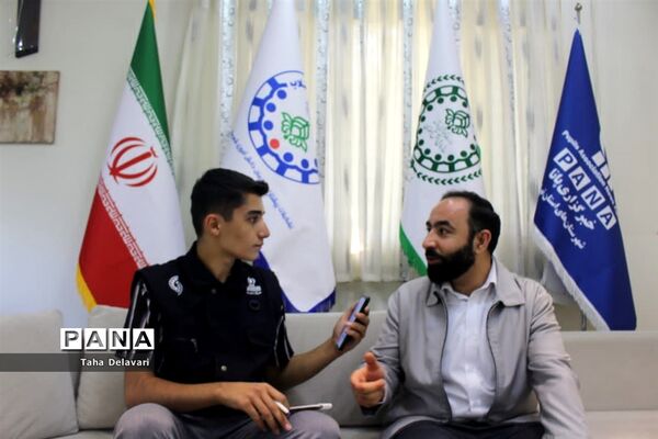 بازدید قائم مقام معاون وزیر در سازمان دانش‌آموزی از اردوی قطبی اعضای سازمان دانش‌آموزی