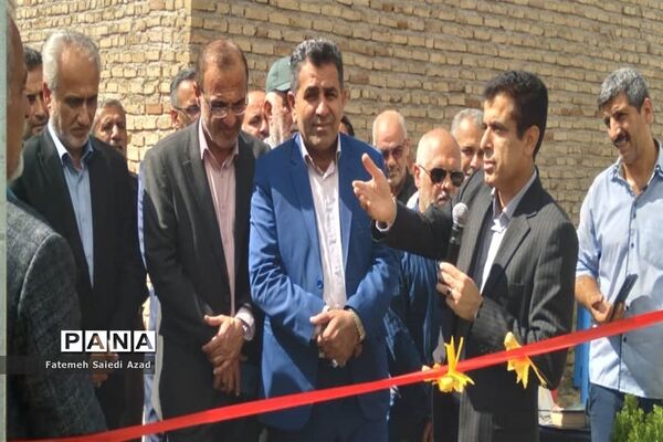 افتتاح گلخانه گل‌های زینتی در اسرم