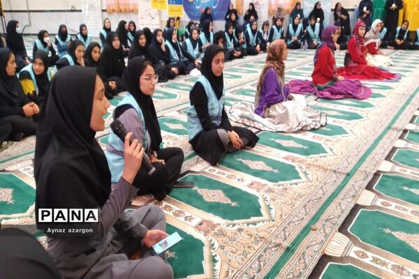 حس رقابت و هیجان بین استان‌ها‌ی حاضر در اردوی قطبی اعضای سازمان دانش‌آموزی