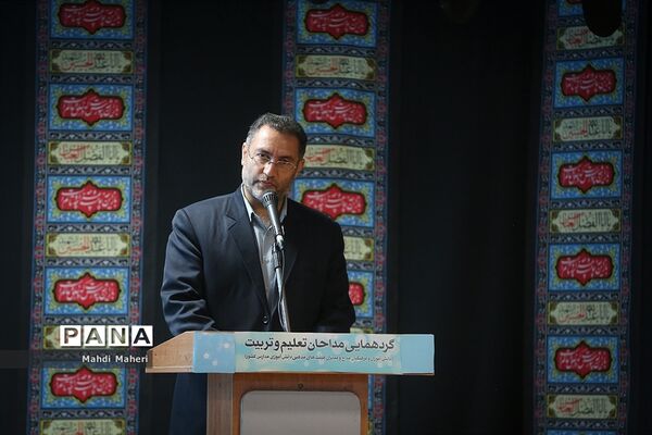 همایش «مداحان تعلیم و تربیت» در حرم مطهر امام خمینی(ره)