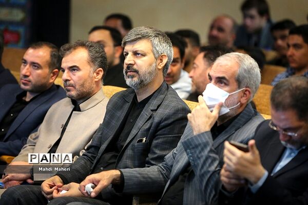 همایش «مداحان تعلیم و تربیت» در حرم مطهر امام خمینی(ره)