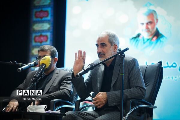 همایش «مداحان تعلیم و تربیت» در حرم مطهر امام خمینی(ره)