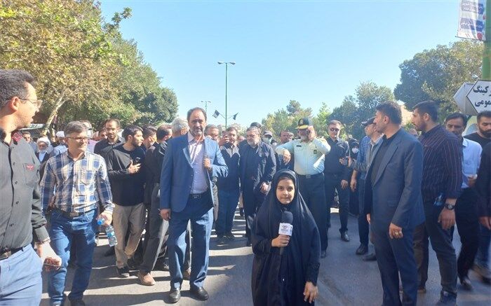 گفتگوی خبرنگار پانا  با محمد رضا نریمانی مداح اهل و بیت
