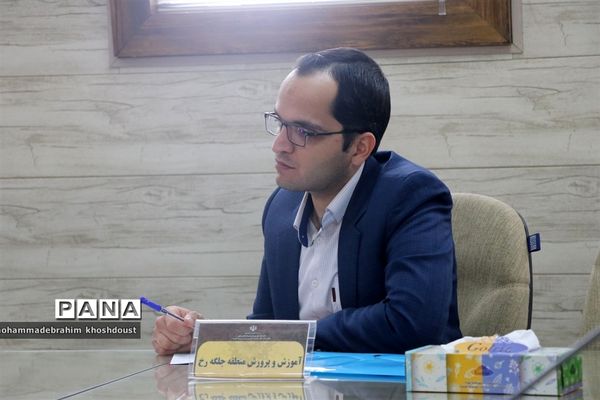 جلسه هم‌اندیشی روابط عمومی‌های قطب شهید برونسی به‌مناسبت هفته دولت