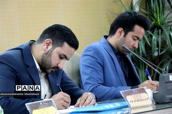 جلسه هم‌اندیشی روابط عمومی‌های قطب شهید برونسی به‌مناسبت هفته دولت