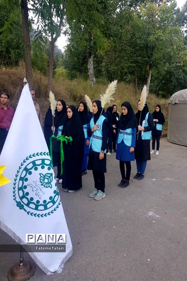 برگزاری اردوی قطبی دانش‌آموزان دختر در اردوگاه خان ببین
