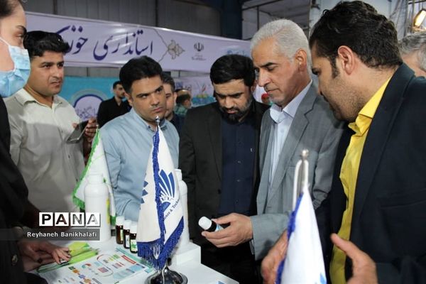 آیین افتتاح نمایشگاه هفته دولت در اهواز