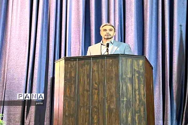 همایش همدلی با شکوفه‌ها ویژه اولیای پیش دبستان و اول ابتدایی