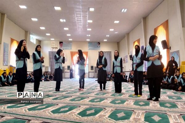 توسعه مهارت‌های اجتماعی و فردی دانش‌آموزان در اردوی قطبی استان گلستان