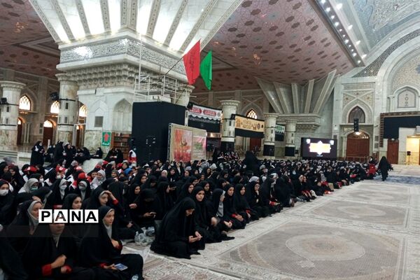 حضور داوطلبان هلال احمر ناحیه دو بهارستان  در آیین بدرقه تیم های درمانی اربعین حسینی